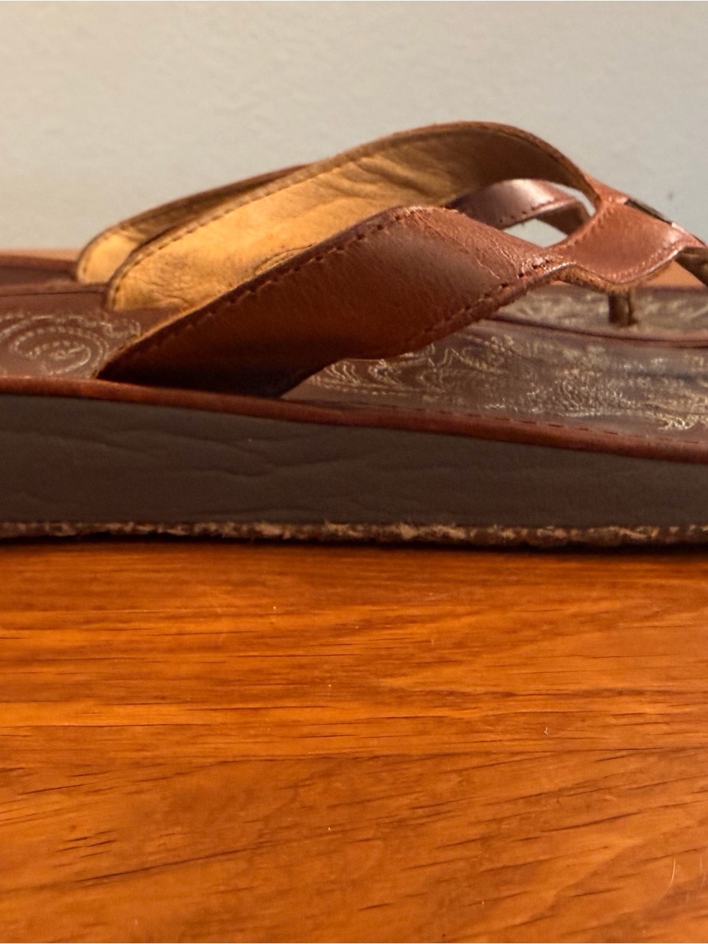 Paniolo by OLUKAI Woman’s Premium Brown Leather Sandals with Embossed Footbed - Picture 6 of 11